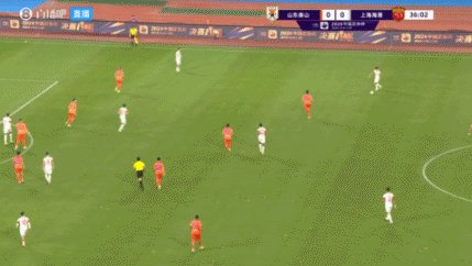 【足协杯】李帅破门奇塔迪尼建功 海港3比1泰山夺冠